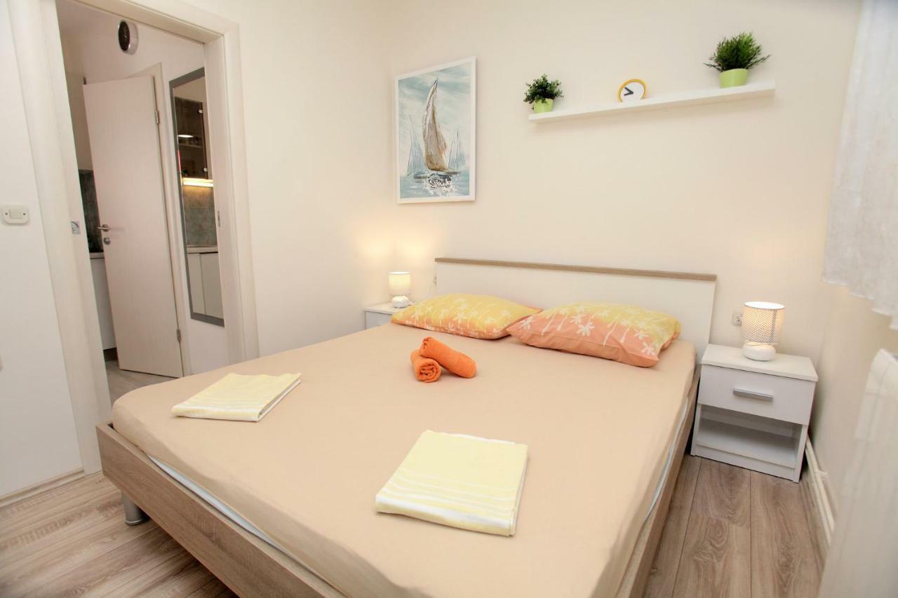 Apartments Viki Trogir Exteriér fotografie